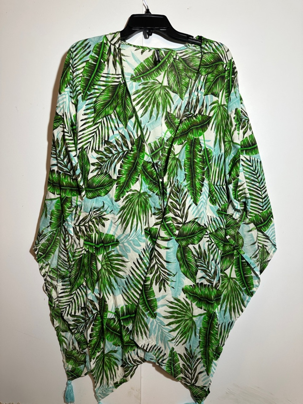 BCBG Paris Green Leaf Print Kimono